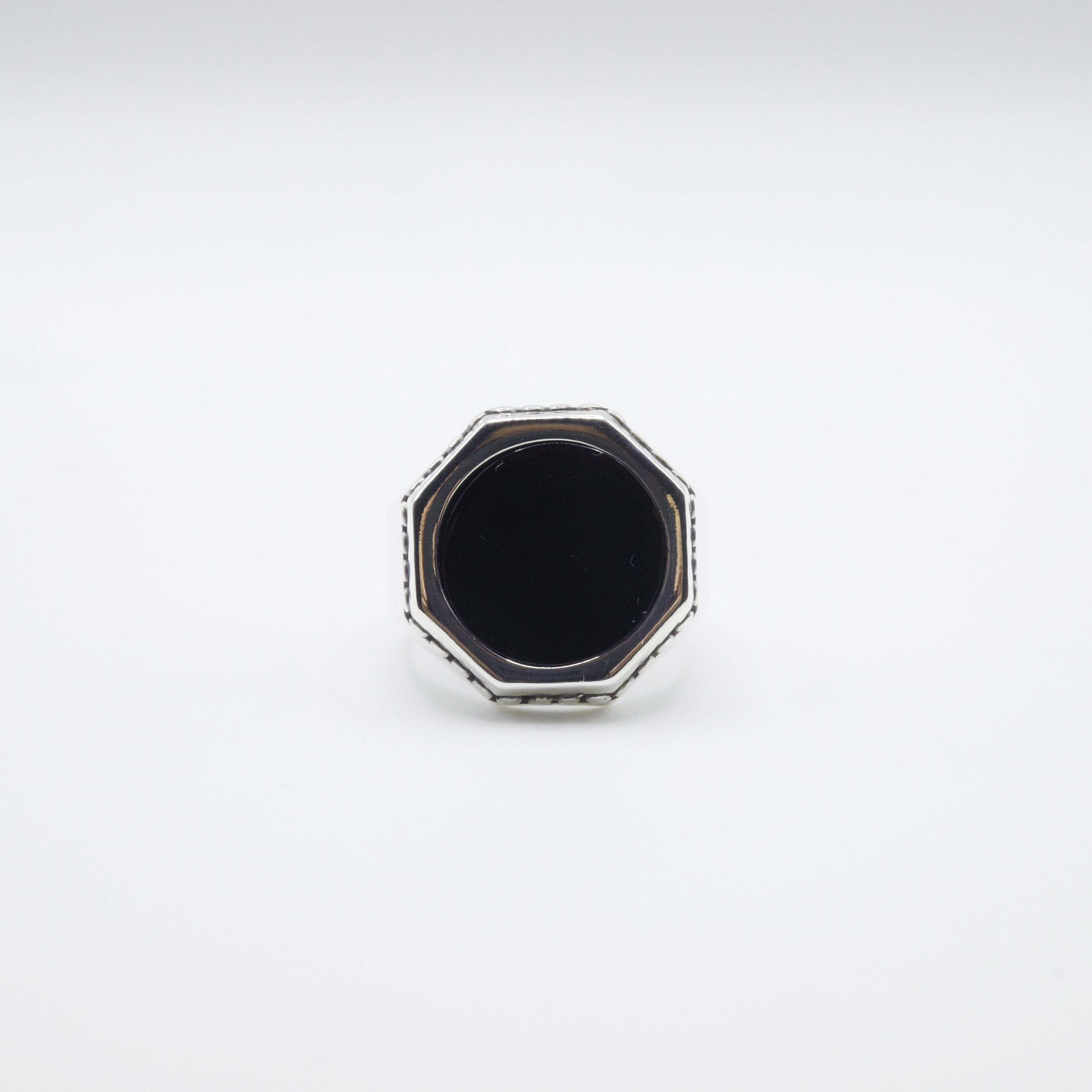 Octagon ring