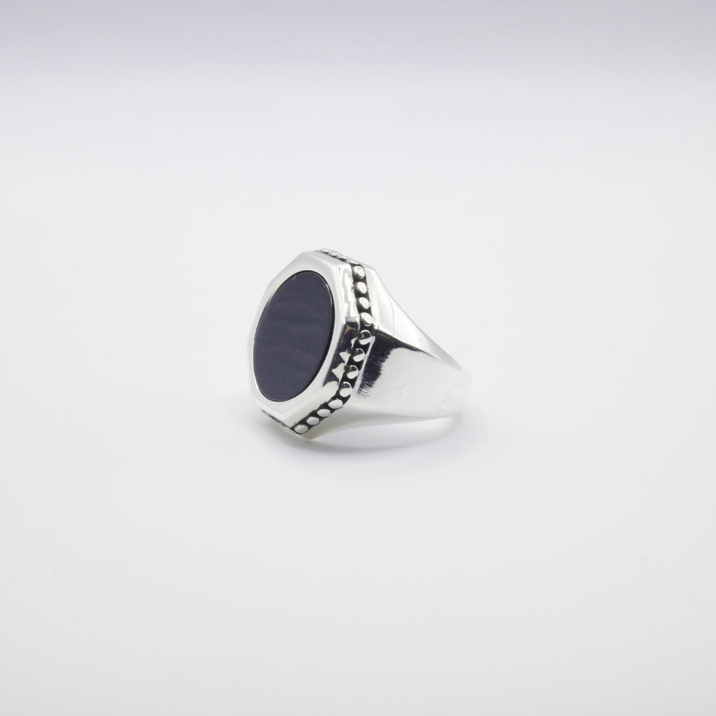 Octagon ring