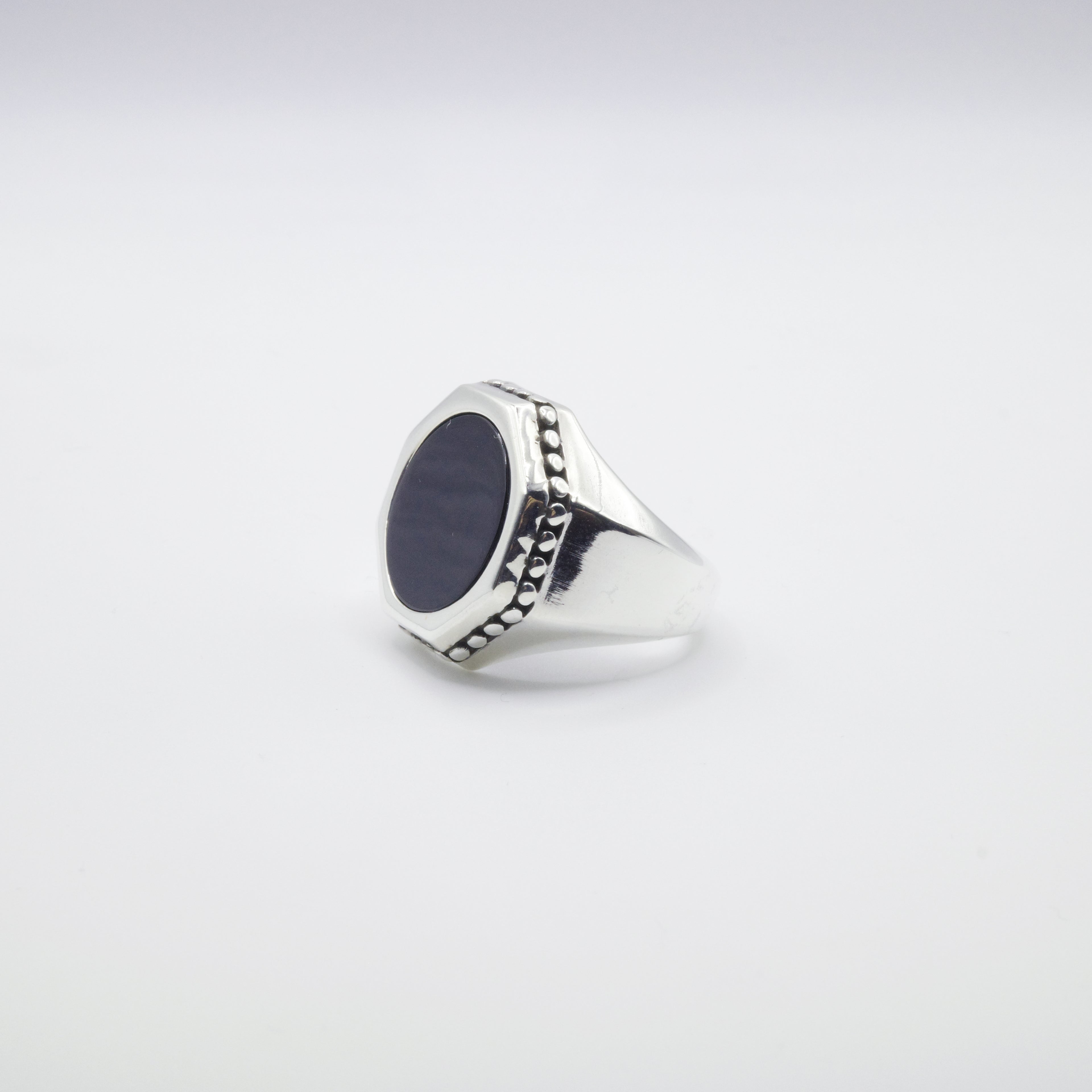 Octagon ring