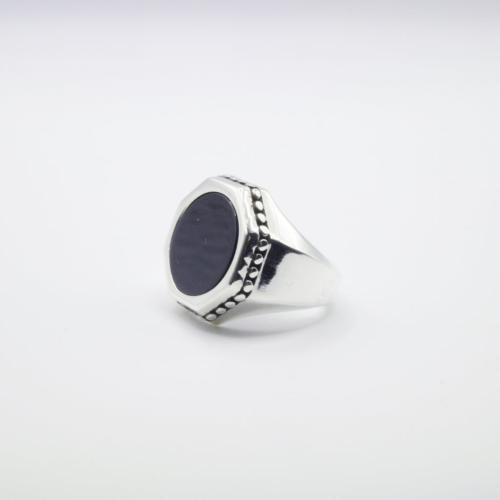 Octagon ring