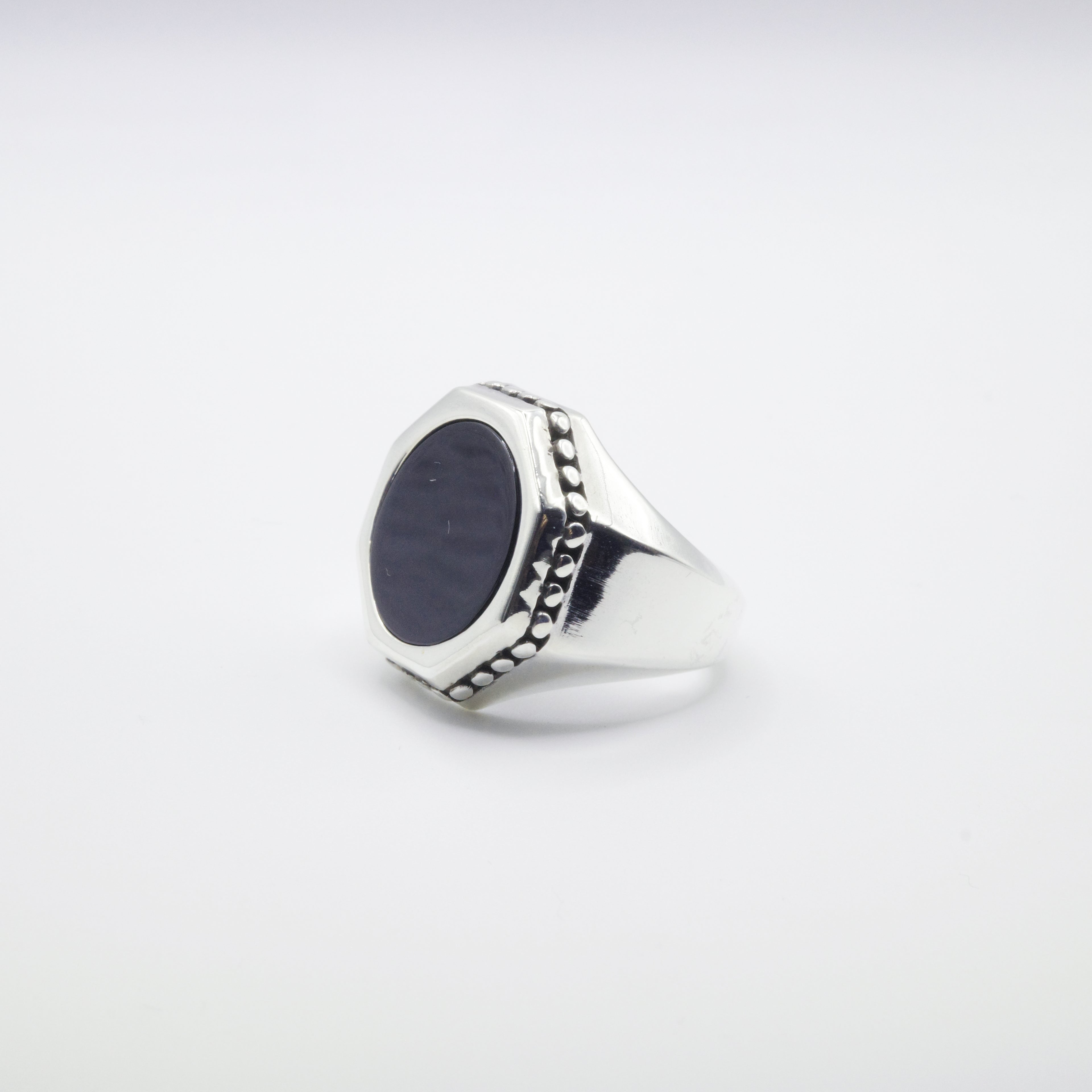 Octagon ring