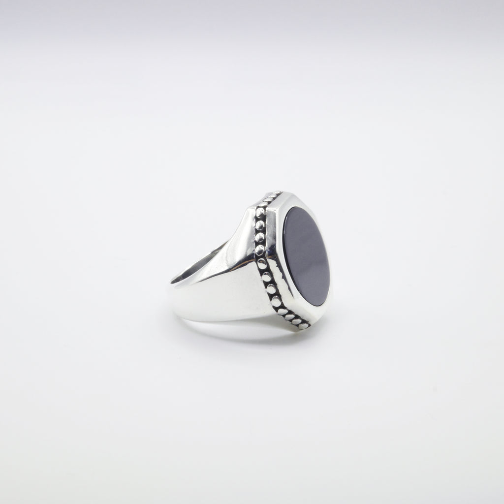 Octagon ring