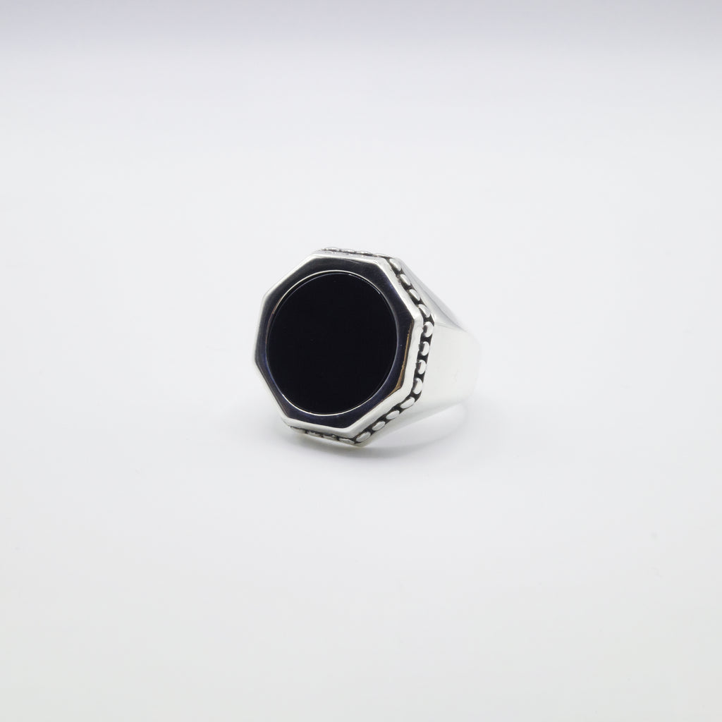 Octagon ring