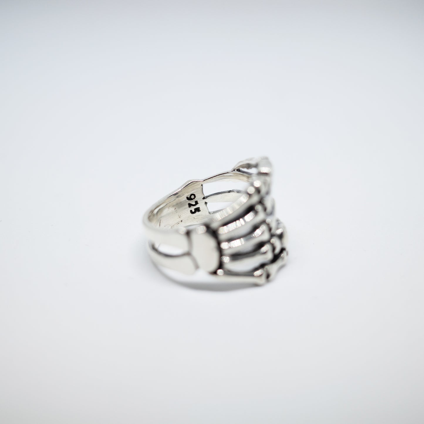 Hand Ring