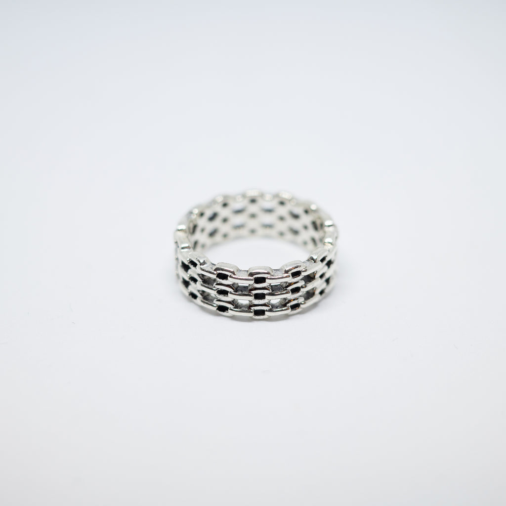 3 Chains Ring