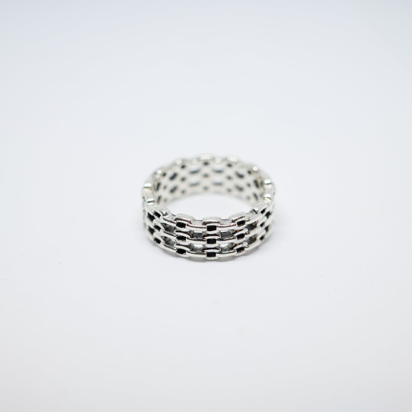 3 Chains Ring