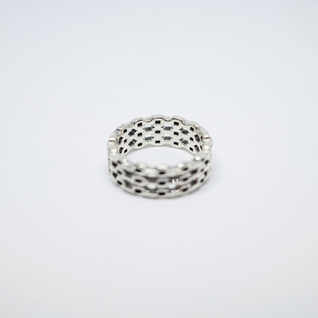 3 Chains Ring