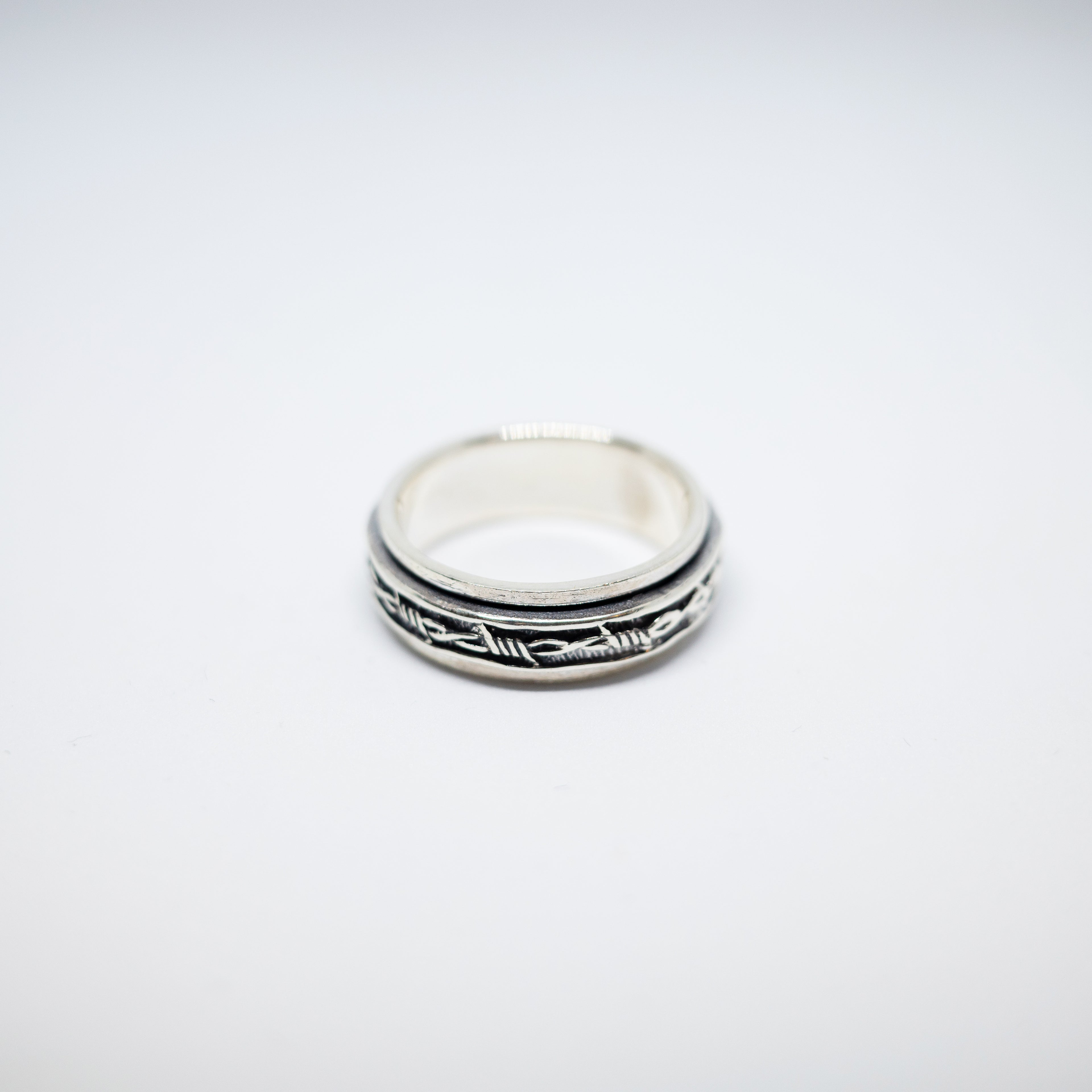 Barbed Ring