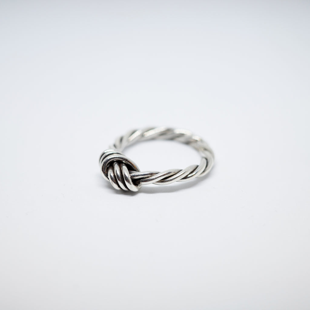 Knot Ring