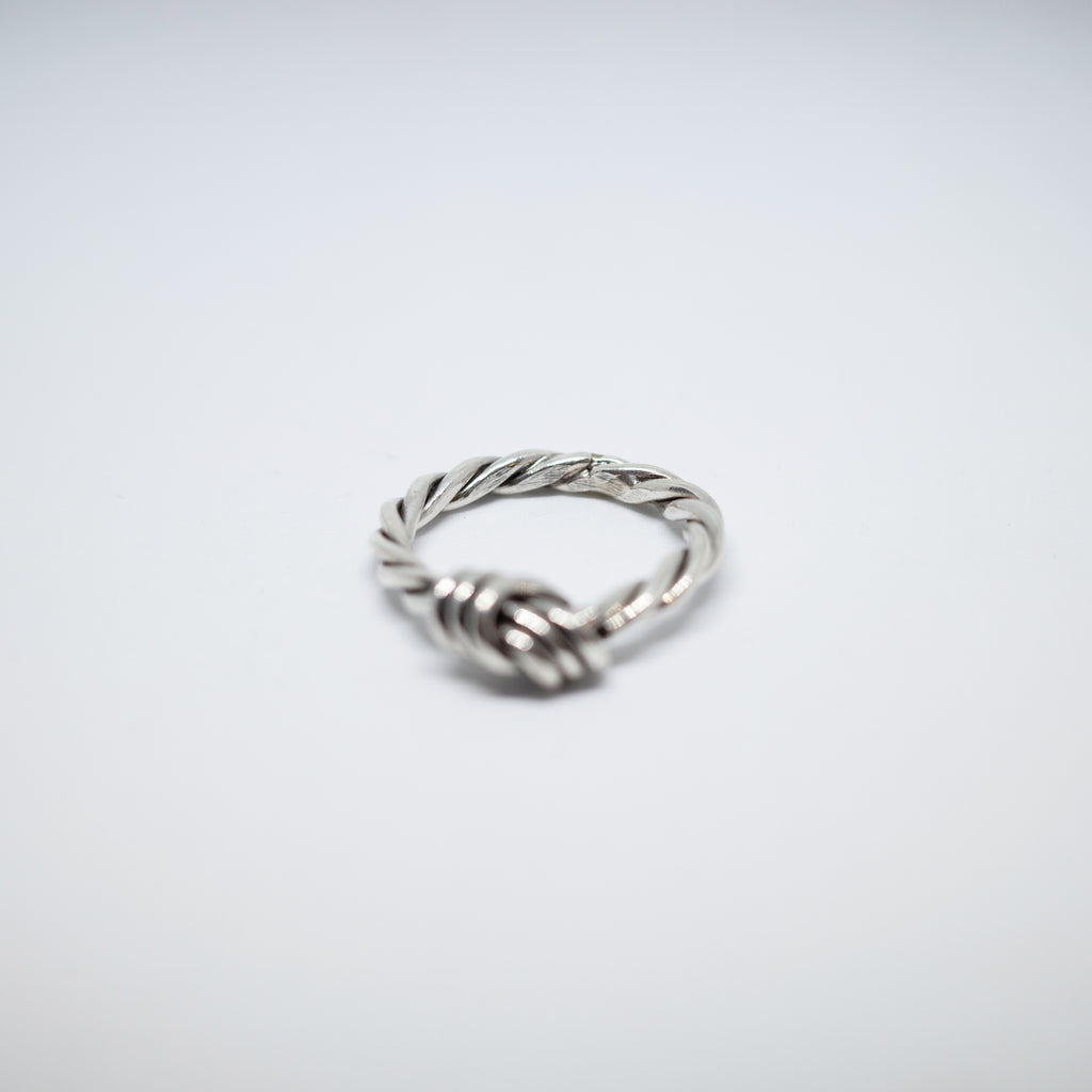 Knot Ring