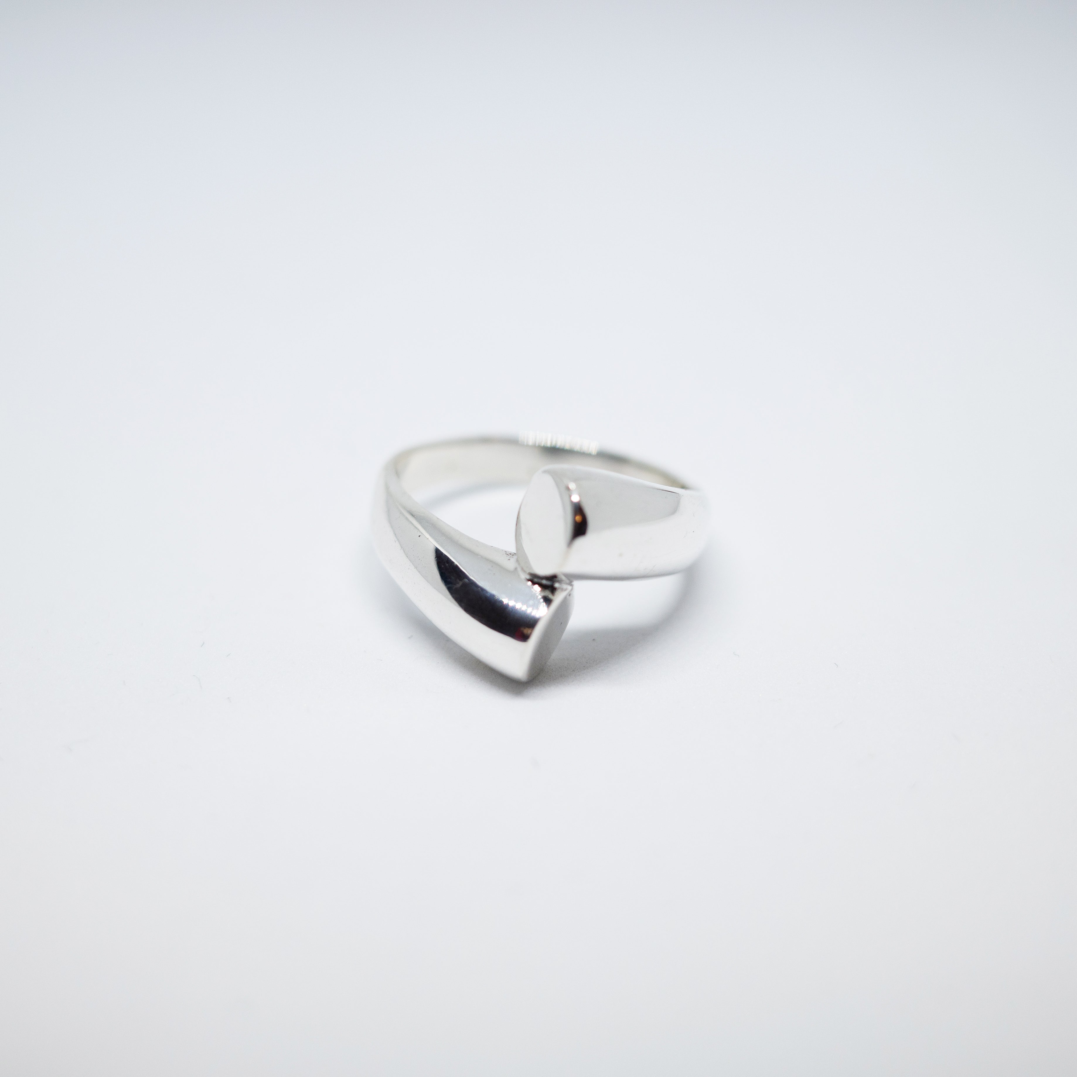 Hug Ring