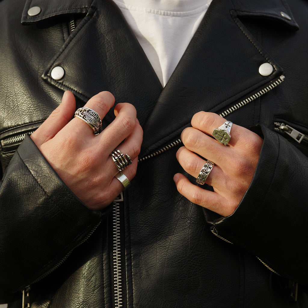 Skulls Ring