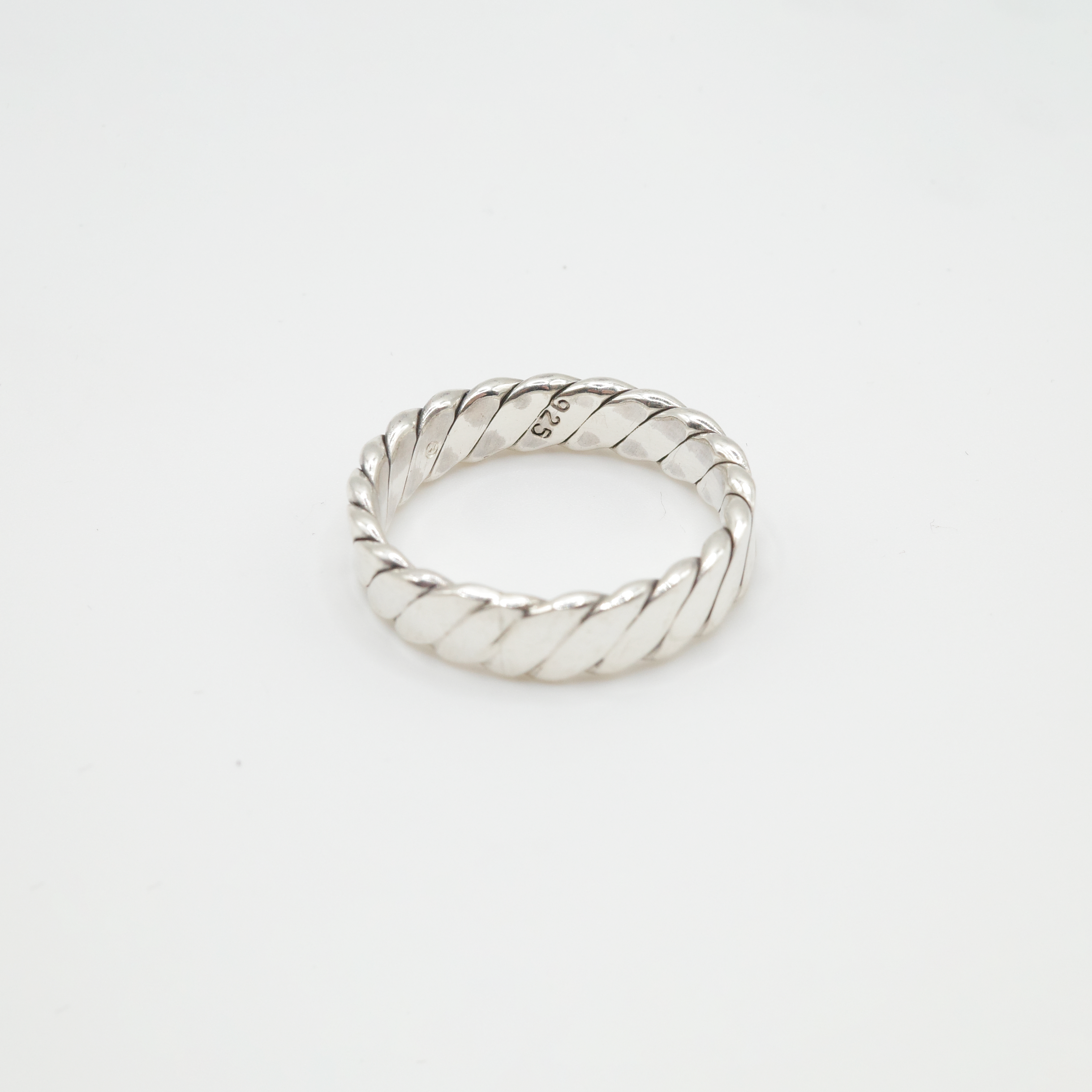 Helix Ring